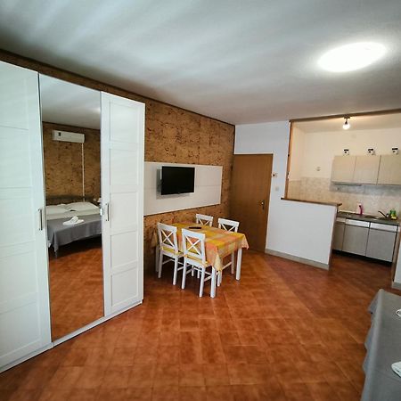Apartments Marina Makarska Exterior photo