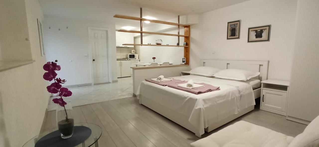 Apartments Marina Makarska Exterior photo