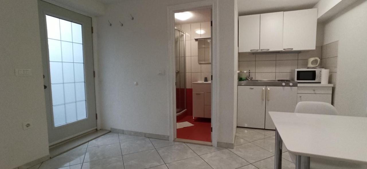Apartments Marina Makarska Exterior photo