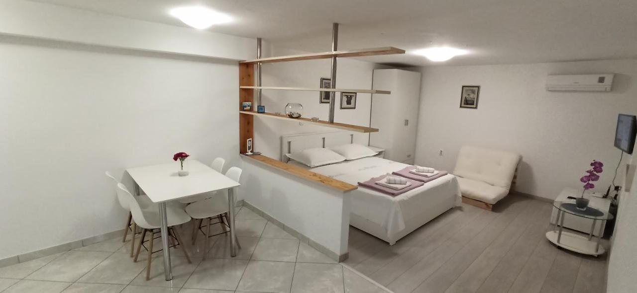 Apartments Marina Makarska Exterior photo