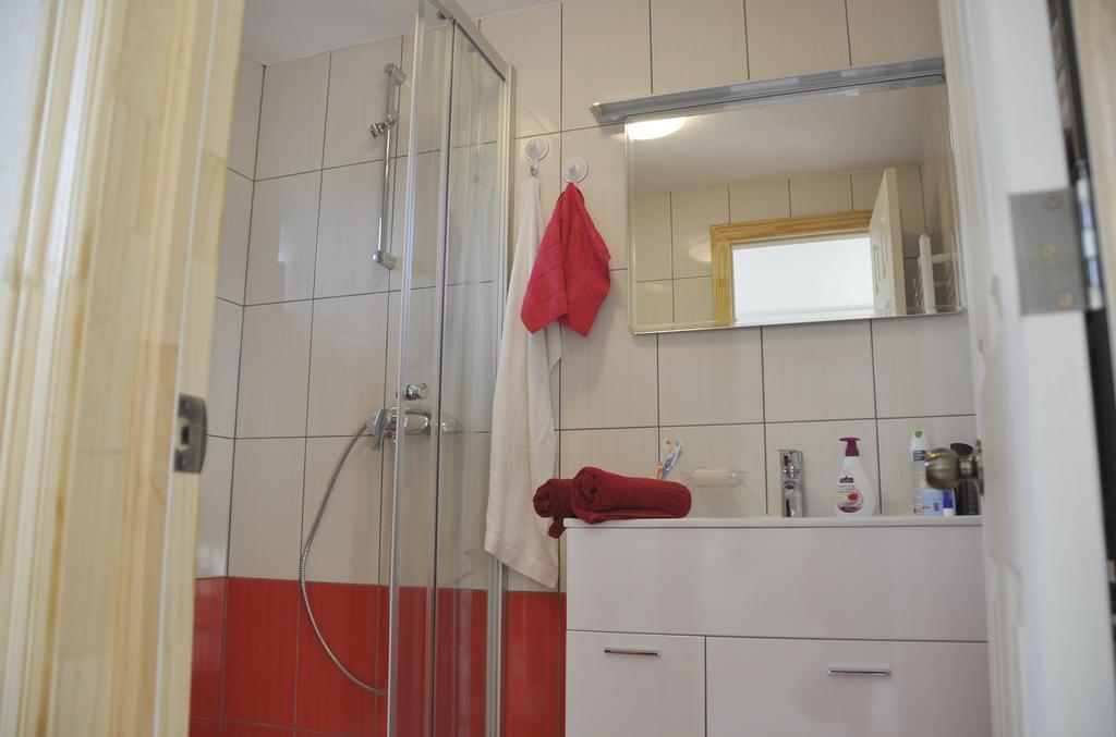 Apartments Marina Makarska Room photo